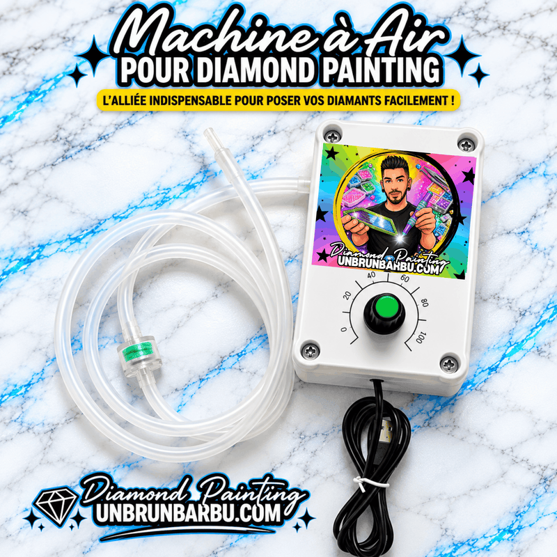 Machine à air électrique pour Diamond Painting UnBrunBarbu avec variateur de puissance, tuyau transparent, filtre à air et câble USB, présentée sur fond marbre blanc aux veines bleues.