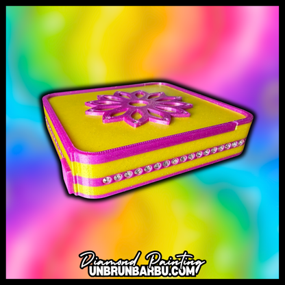 plateau 3d flower strass diamond painting vue de cote avec strass poses a la main