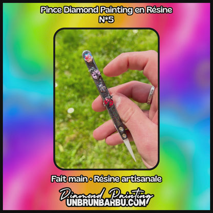 Pince Diamond Painting Artisanale en Résine – Modèles Uniques